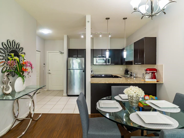 409-10455 University Drive, Surrey, BC, V3T 0A5 - 8
