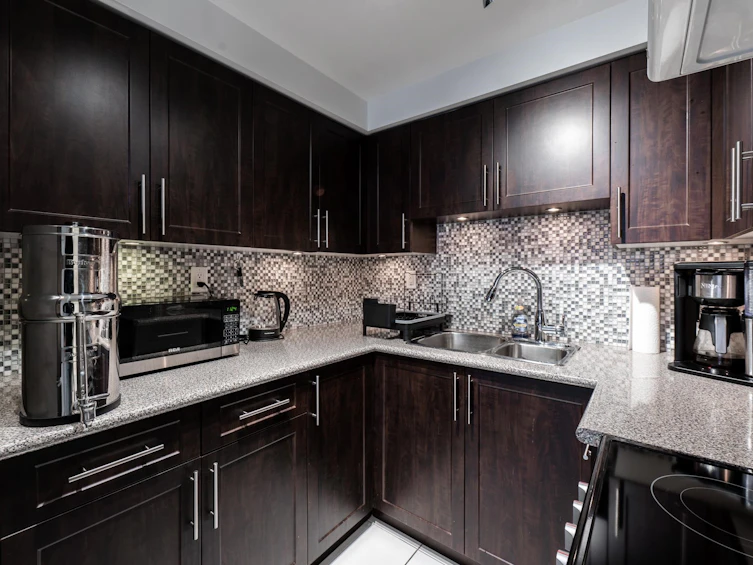 207-1270 Robson Street, Vancouver, BC, V6E 3Z6 - 5