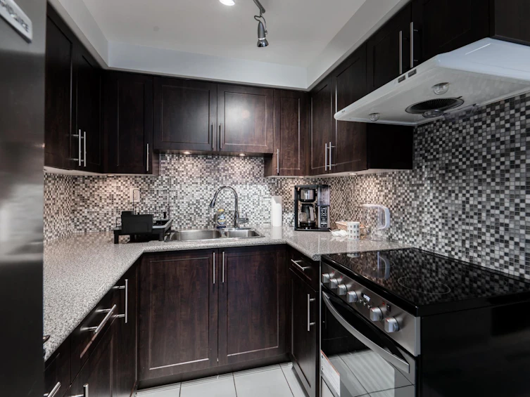 207-1270 Robson Street, Vancouver, BC, V6E 3Z6 - 6