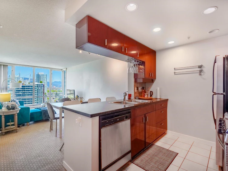 2102-1033 Marinaside Crescent, Vancouver, BC, V6Z 3A3 - 14