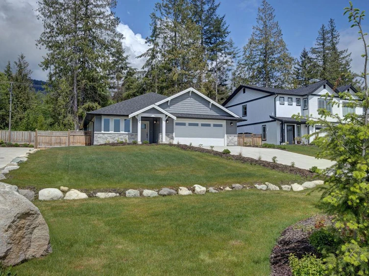1084 Celia Crescent, Gibsons, BC, V0N 1V7 - 6