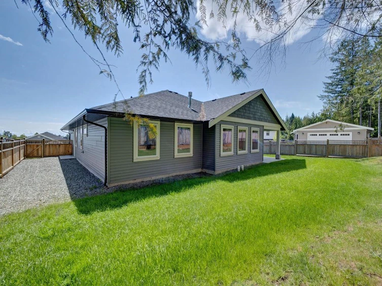 1084 Celia Crescent, Gibsons, BC, V0N 1V7 - 33