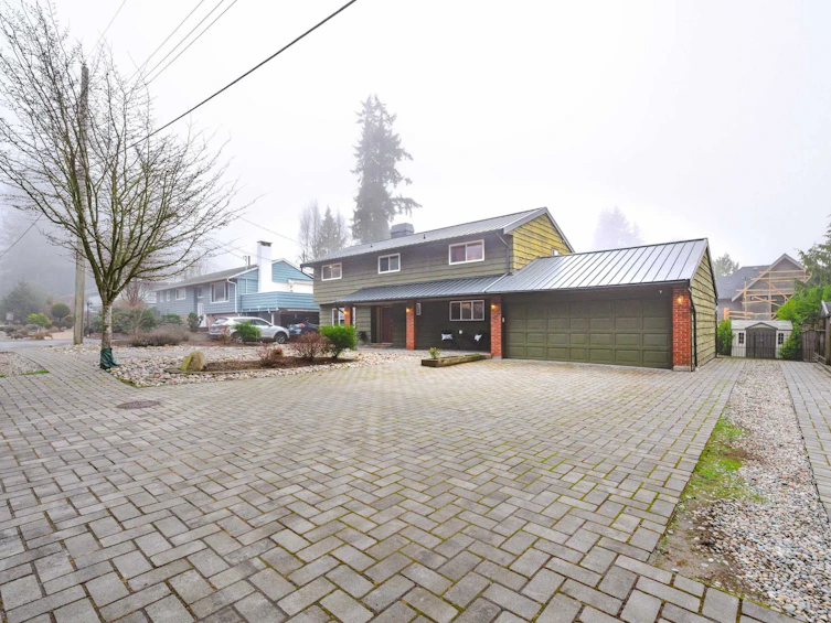 10996 Lawrie Crescent, Delta, BC, V4E 1G7 - 2