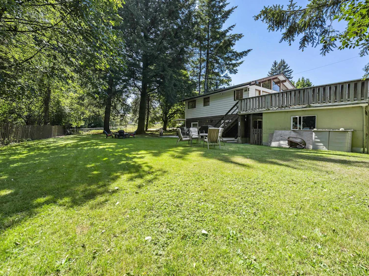 7876 139a Street, Surrey, BC, V3W 5H5 - 7
