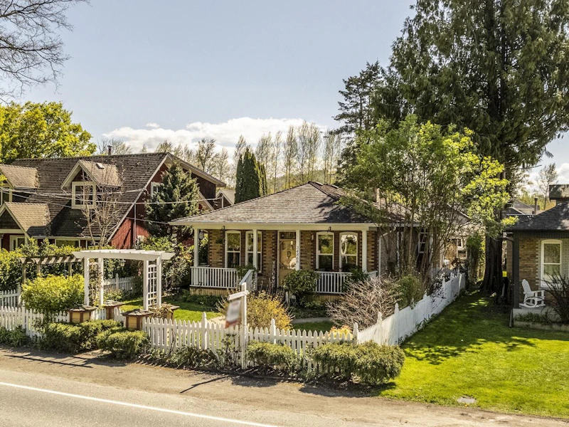 34866 Clayburn Road, Abbotsford BC V2S 7Y9