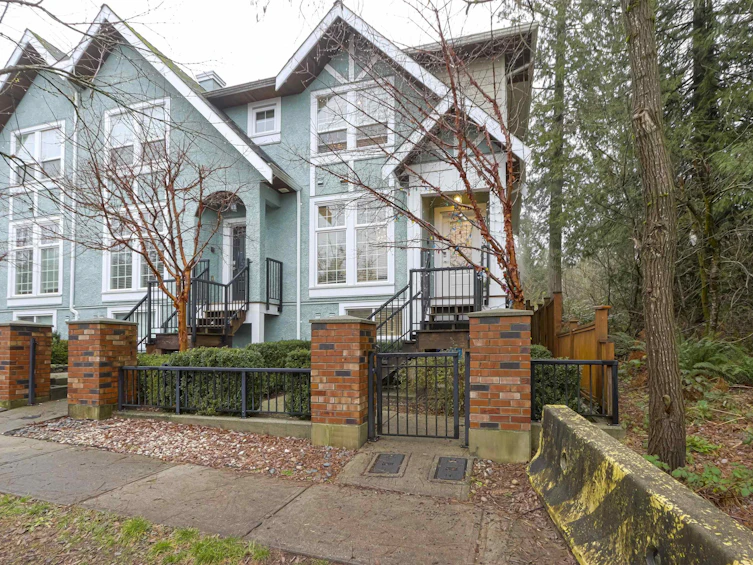 3373 Carmelo Avenue, Coquitlam, BC, V3B 7M9 - 2