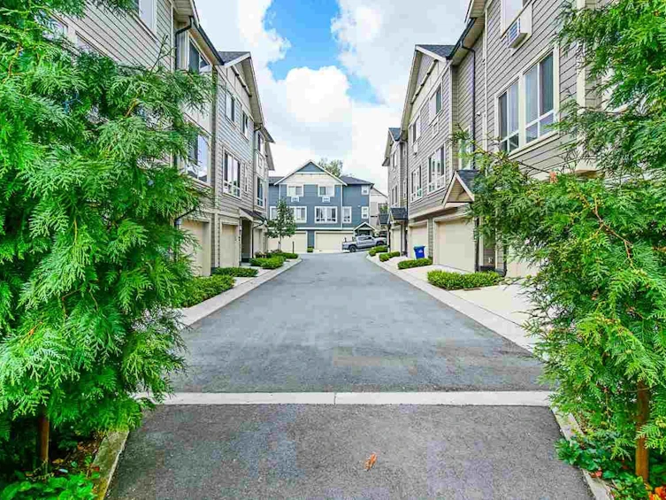 40-19913 70 Avenue, Langley, BC, V2Y 0S9 - 2