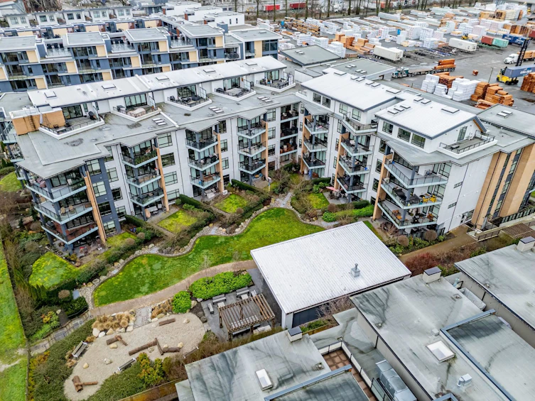 301-300 Salter Street, New Westminster, BC, V3M 0L9 - 38