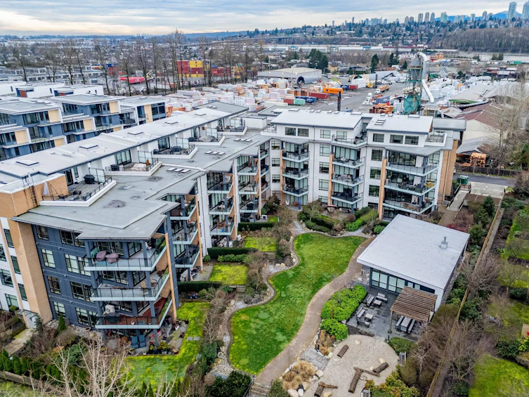 301-300 Salter Street, New Westminster, BC, V3M 0L9 - 39