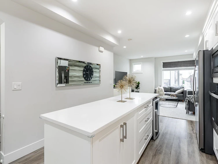 18-19239 70 Avenue, Surrey, BC, V3S 6S8 - 10