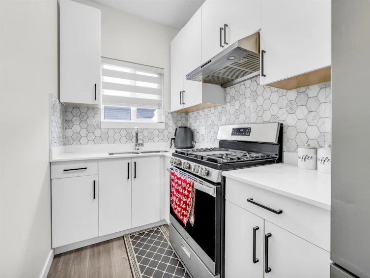 8069 124 Street, Surrey, BC, V3W 0X7 - 10
