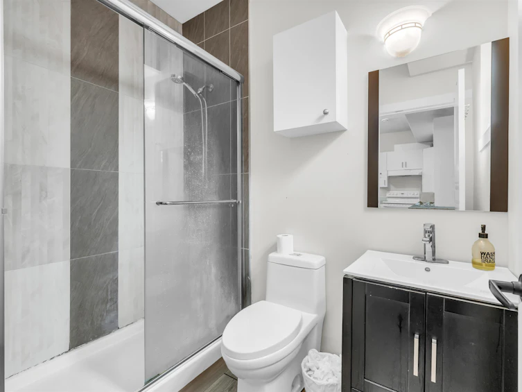 8069 124 Street, Surrey, BC, V3W 0X7 - 32