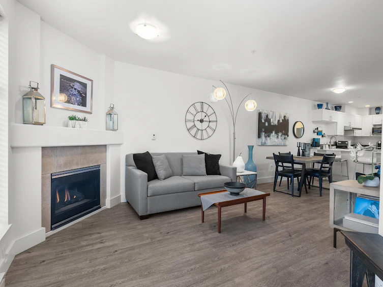 201-1153 Vidal Street, Surrey, BC, V4B 3T4 - 17