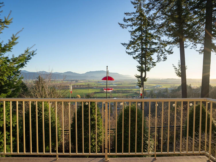 92-35287 Old Yale Road, Abbotsford, BC, V3G 8H5 - 3