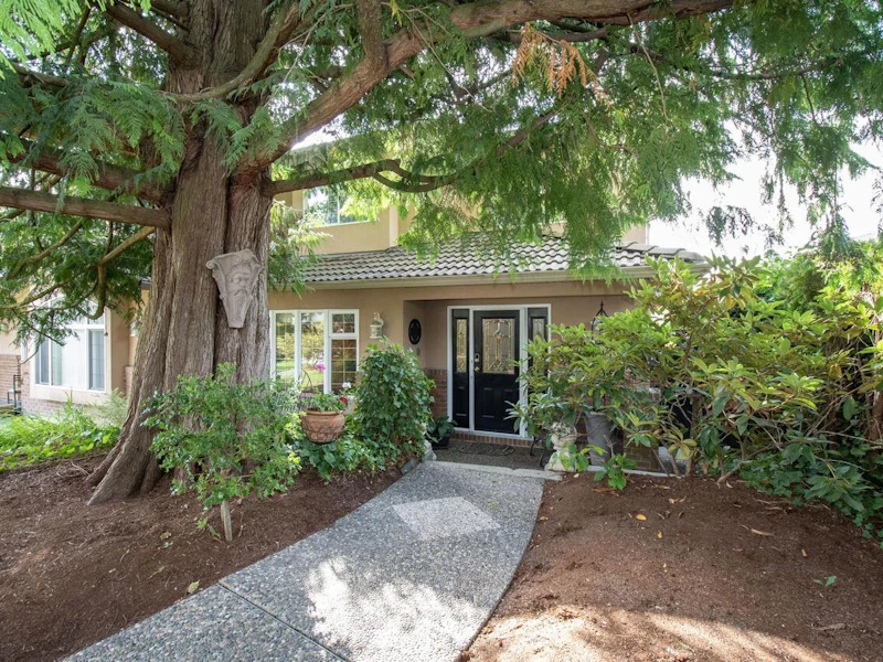 6890 Cedar Rose Court, Burnaby BC V5J 5J7