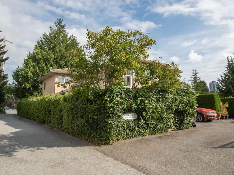6890 Cedar Rose Court, Burnaby, BC, V5J 5J7 - 33