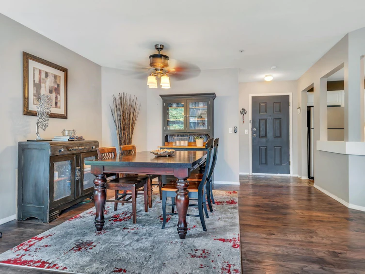 305-5419 201a Street, Langley, BC, V3A 1S7 - 5