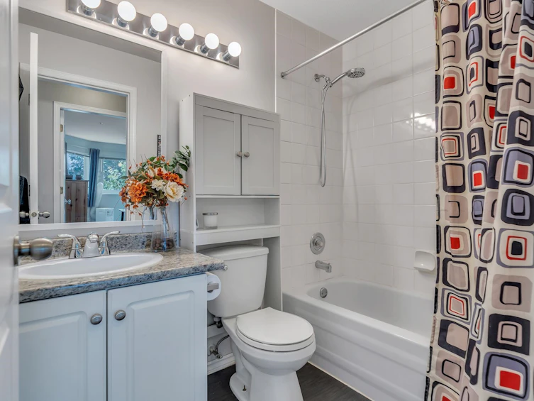 305-5419 201a Street, Langley, BC, V3A 1S7 - 17