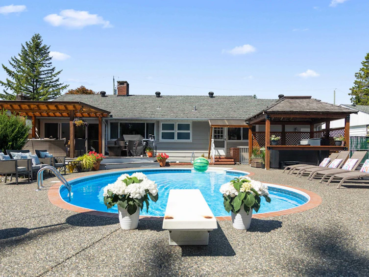 22070 Cliff Avenue, Maple Ridge, BC, V2X 2L2 - 32