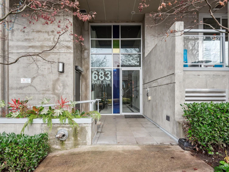 206-683 E 27th Avenue, Vancouver, BC, V5V 2K7 - 2