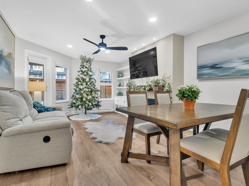 117 - 99 Begin Street, Coquitlam BC V3K 6R5