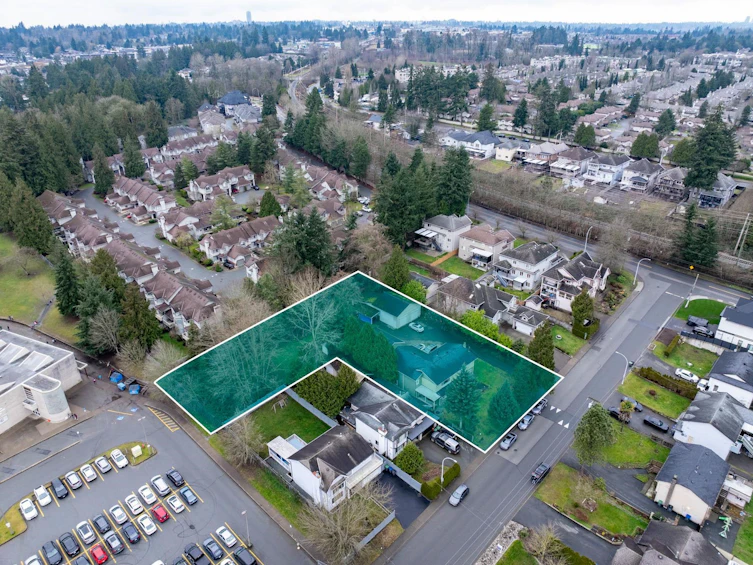 6713 140 Street, Surrey, BC, V3W 5J3 - 34