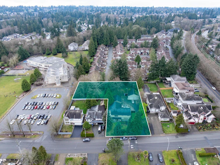6713 140 Street, Surrey, BC, V3W 5J3 - 35