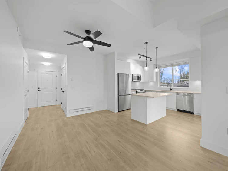 423-7506 199a Street, Langley, BC, V2Y 3K9 - 5