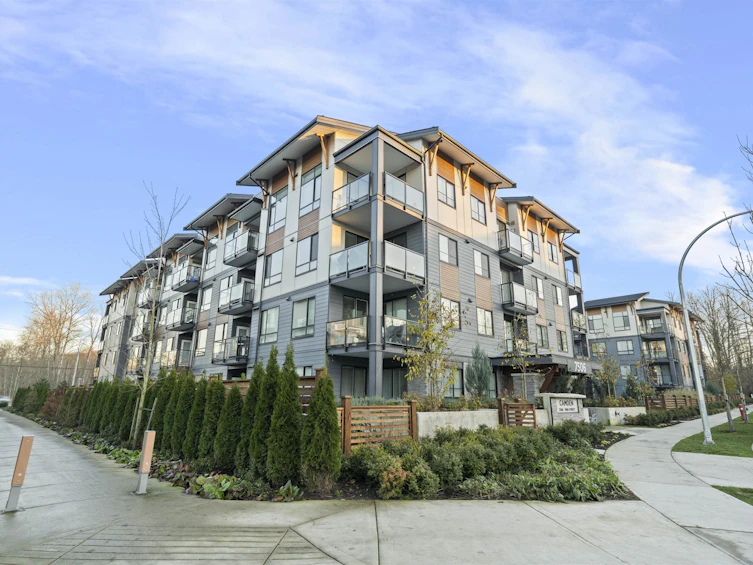 423-7506 199a Street, Langley, BC, V2Y 3K9 - 3