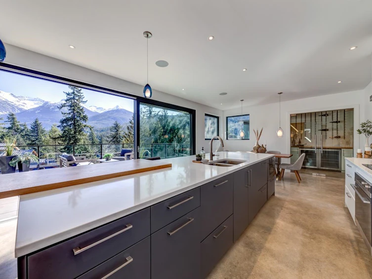 9316 Autumn Place, Whistler, BC, V8E 0G5 - 4
