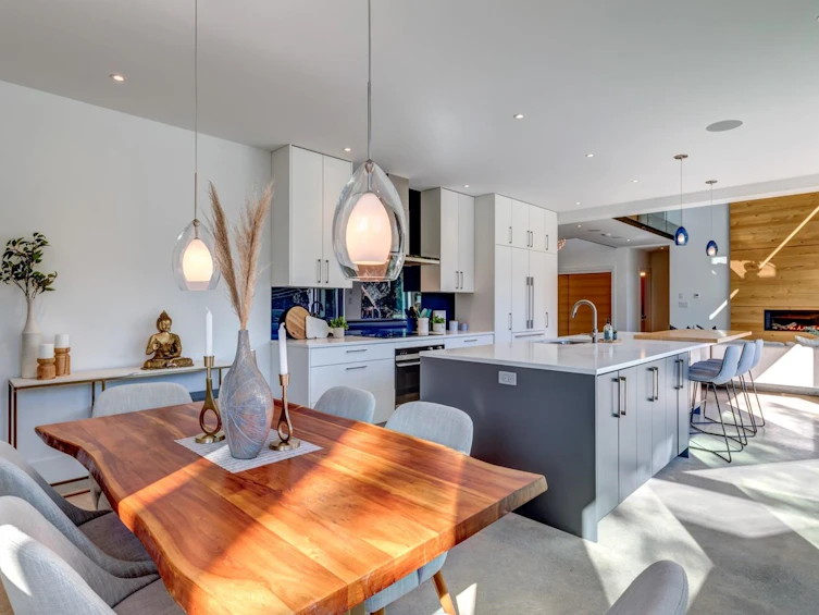9316 Autumn Place, Whistler, BC, V8E 0G5 - 9