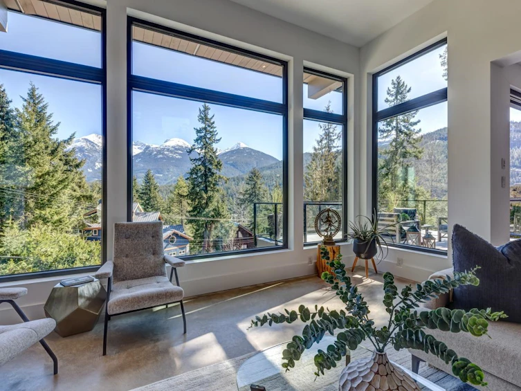 9316 Autumn Place, Whistler, BC, V8E 0G5 - 3