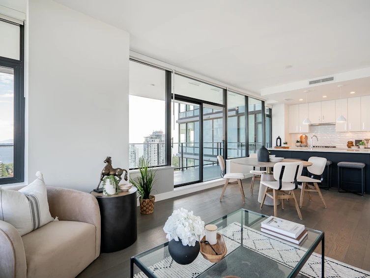 1903-1588 Johnston Road, Surrey, BC, V4B 3Z7 - 2