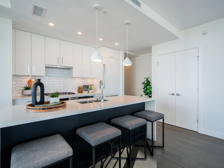1903-1588 Johnston Road, Surrey, BC, V4B 3Z7 - 10