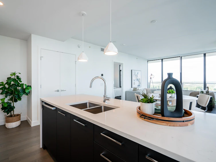 1903-1588 Johnston Road, Surrey, BC, V4B 3Z7 - 11