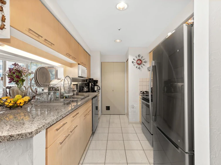 12A-139 Drake Street, Vancouver, BC, V6Z 2T8 - 4