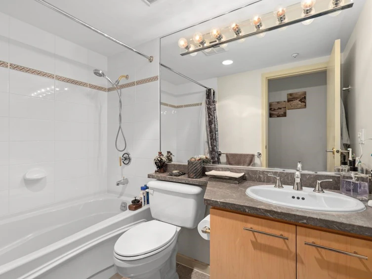12A-139 Drake Street, Vancouver, BC, V6Z 2T8 - 18