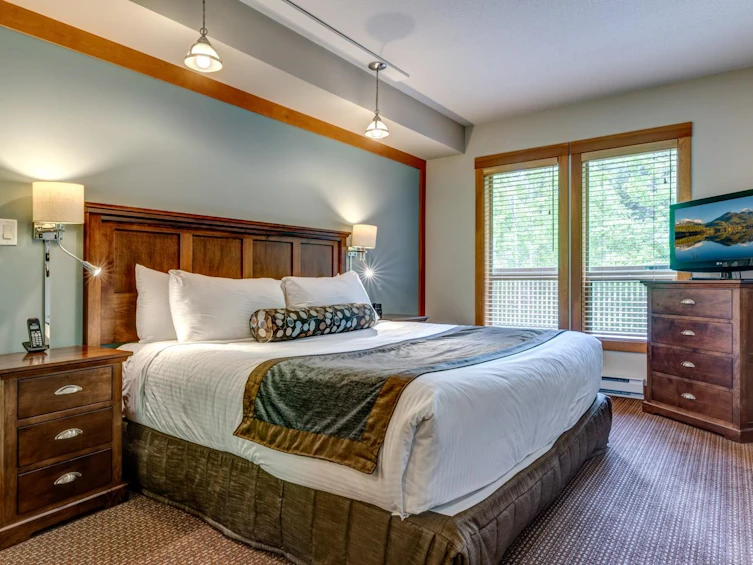 224C-2036 London Lane, Whistler, BC, V8E 0N7 - 11