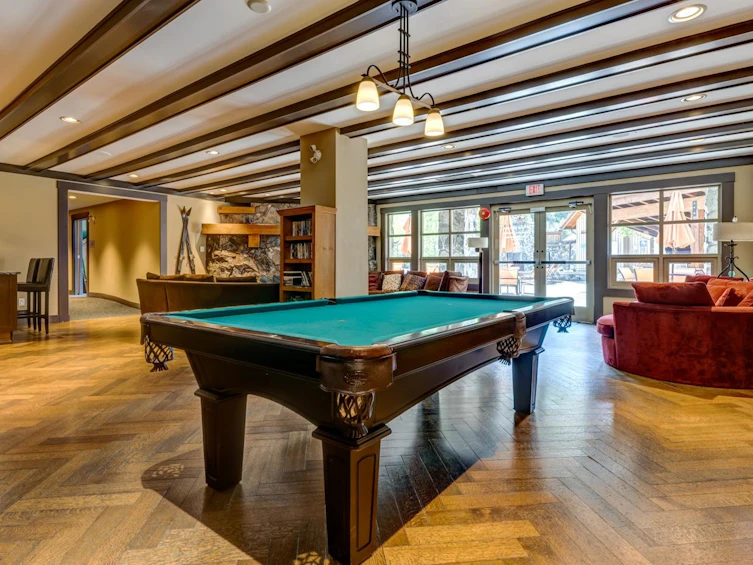 224C-2036 London Lane, Whistler, BC, V8E 0N7 - 19