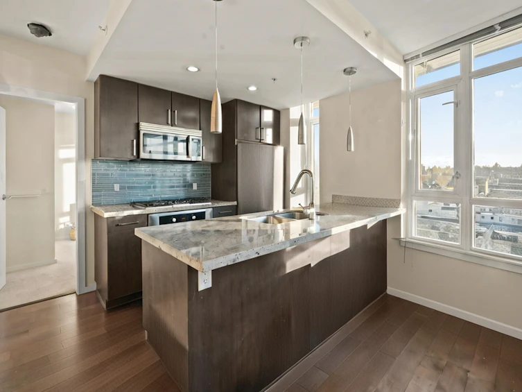 1402-89 W 2nd Avenue, Vancouver, BC, V5Y 0G9 - 4