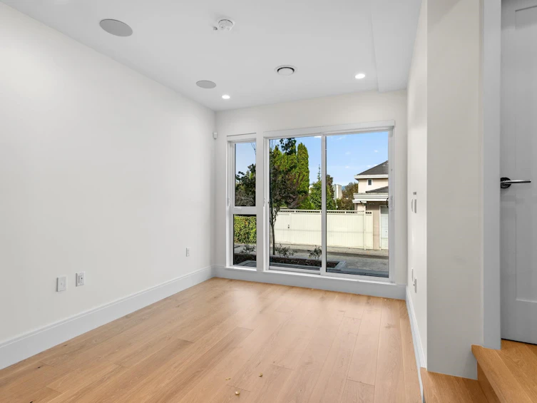 563 W 26th Avenue, Vancouver, BC, V5Z 2E4 - 13