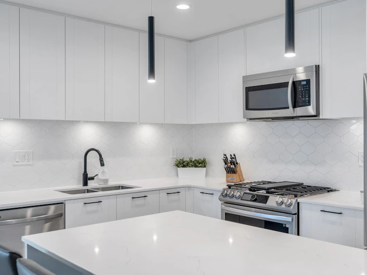 210-8327 201 Street, Langley, BC, V2Y 3P5 - 3
