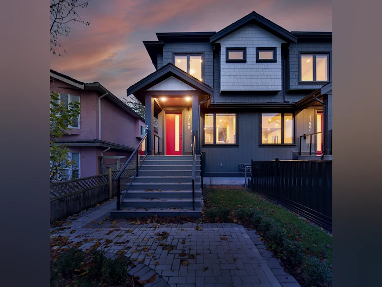 3188 Grant Street, Vancouver, BC, V5K 3H9 - 2