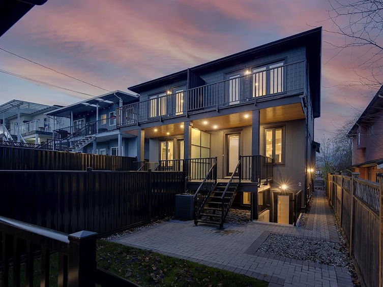 3188 Grant Street, Vancouver, BC, V5K 3H9 - 4