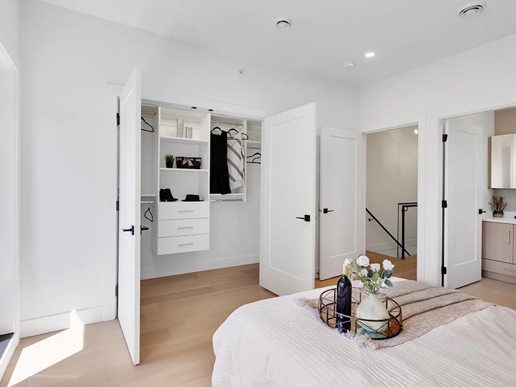 3188 Grant Street, Vancouver, BC, V5K 3H9 - 29