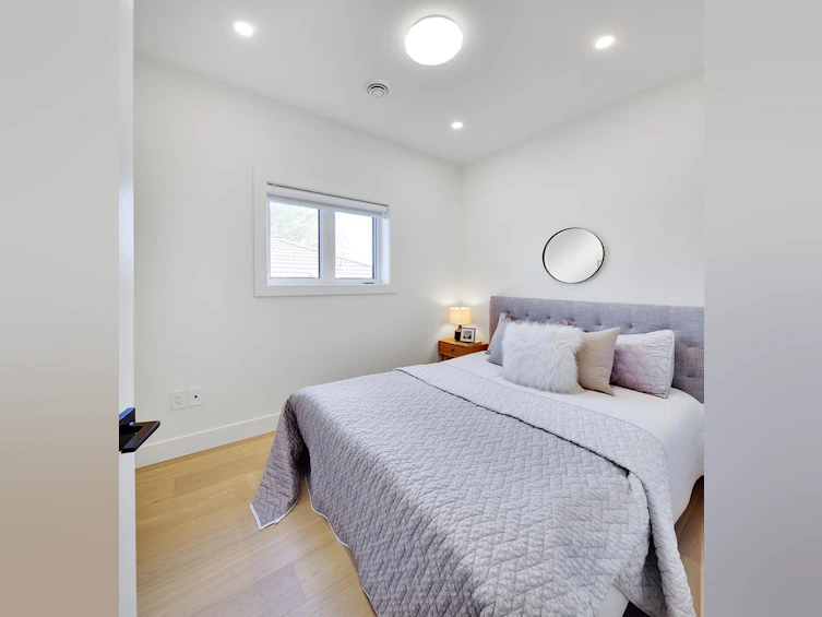 3188 Grant Street, Vancouver, BC, V5K 3H9 - 32