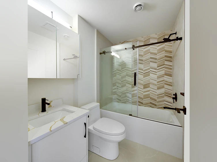 3188 Grant Street, Vancouver, BC, V5K 3H9 - 39
