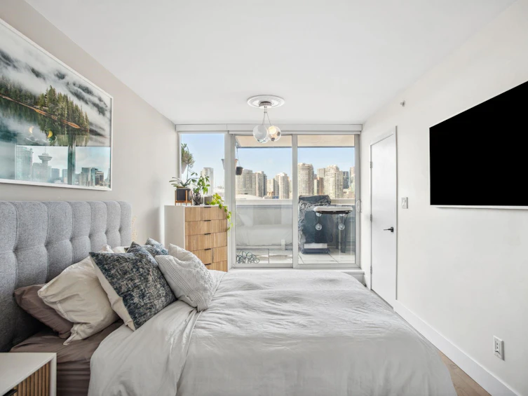 802-718 Main Street, Vancouver, BC, V6A 0B1 - 14