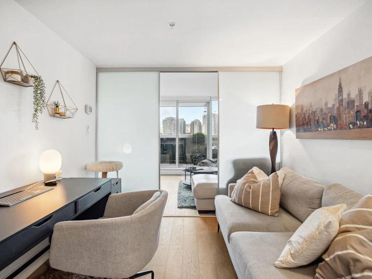 802-718 Main Street, Vancouver, BC, V6A 0B1 - 19