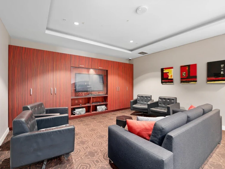 802-718 Main Street, Vancouver, BC, V6A 0B1 - 32